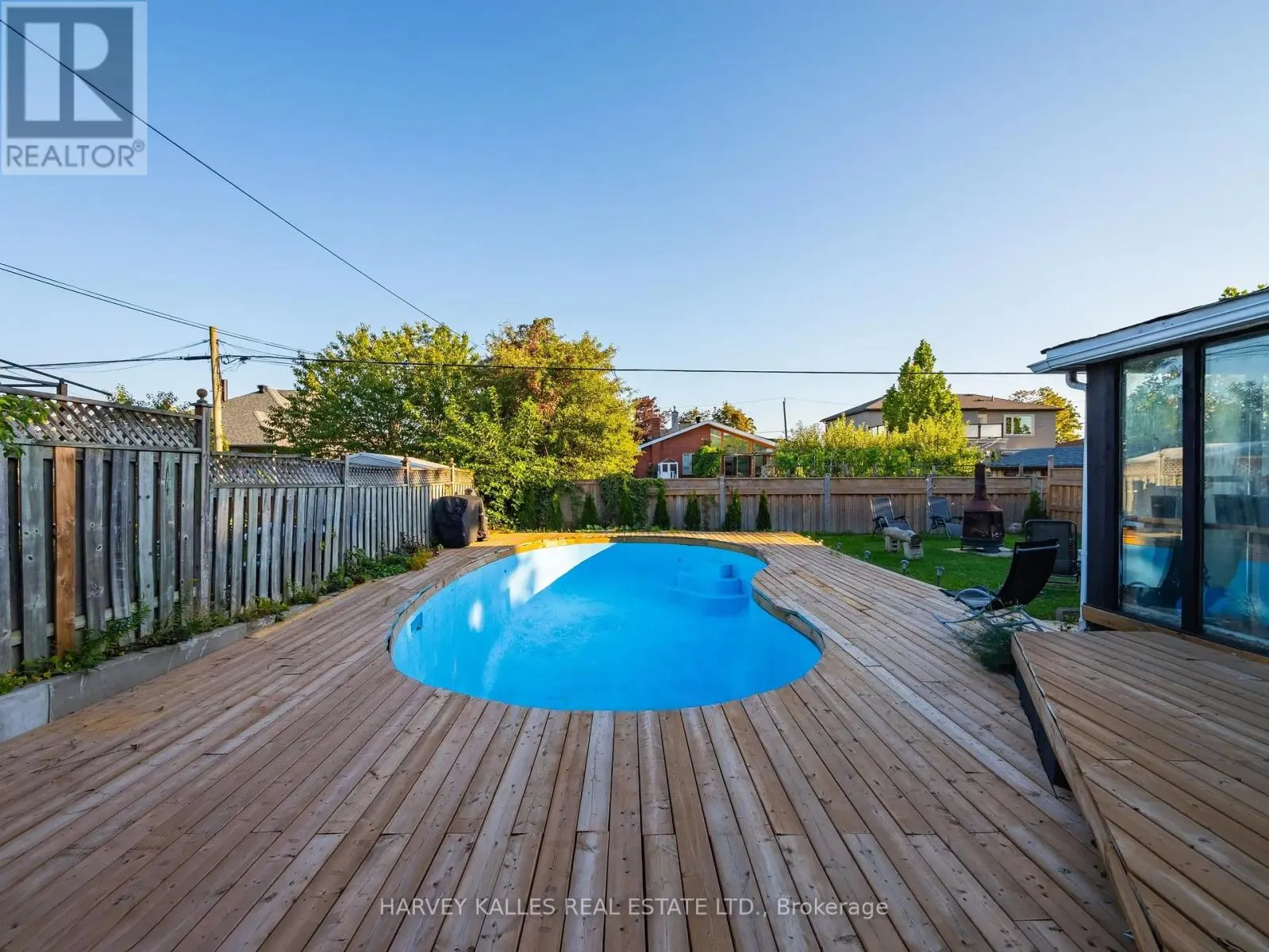 49 WENDERLY DRIVE