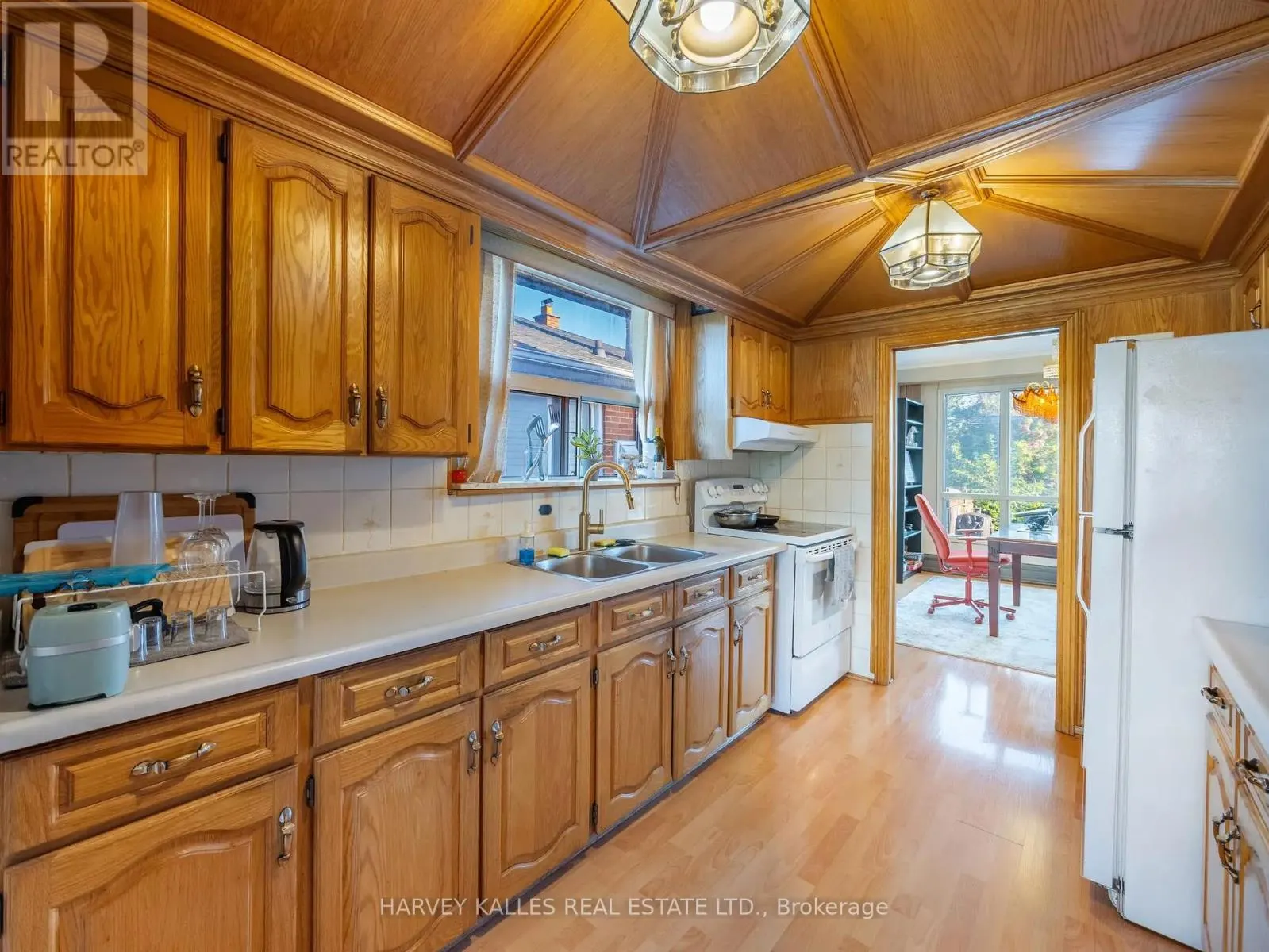 49 WENDERLY DRIVE