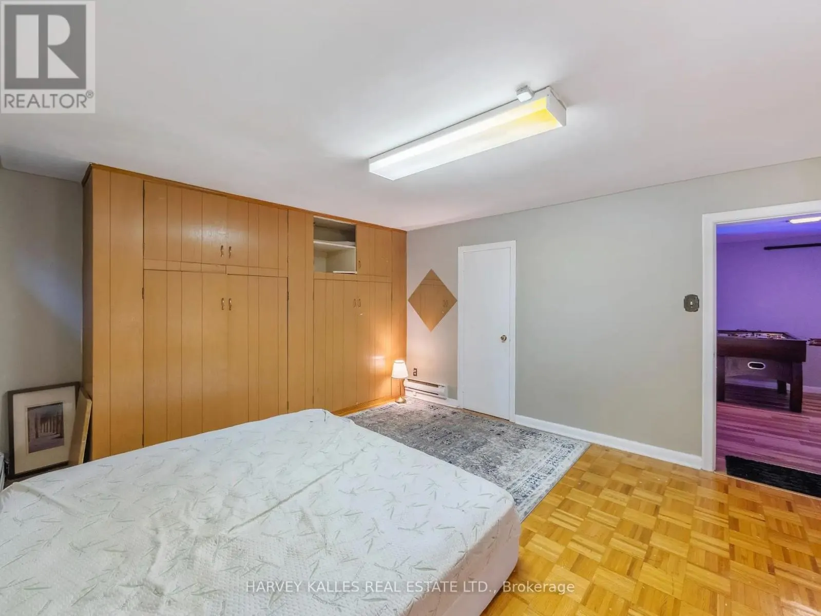 49 WENDERLY DRIVE
