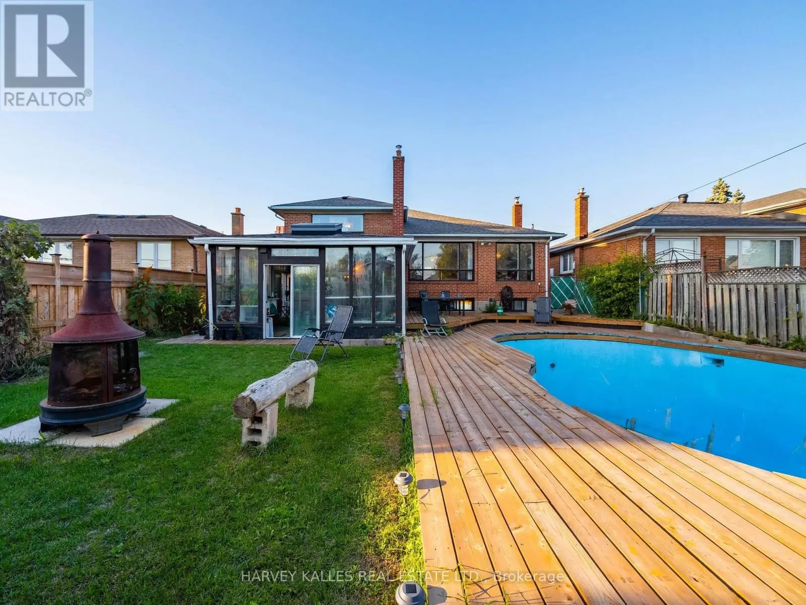 49 WENDERLY DRIVE
