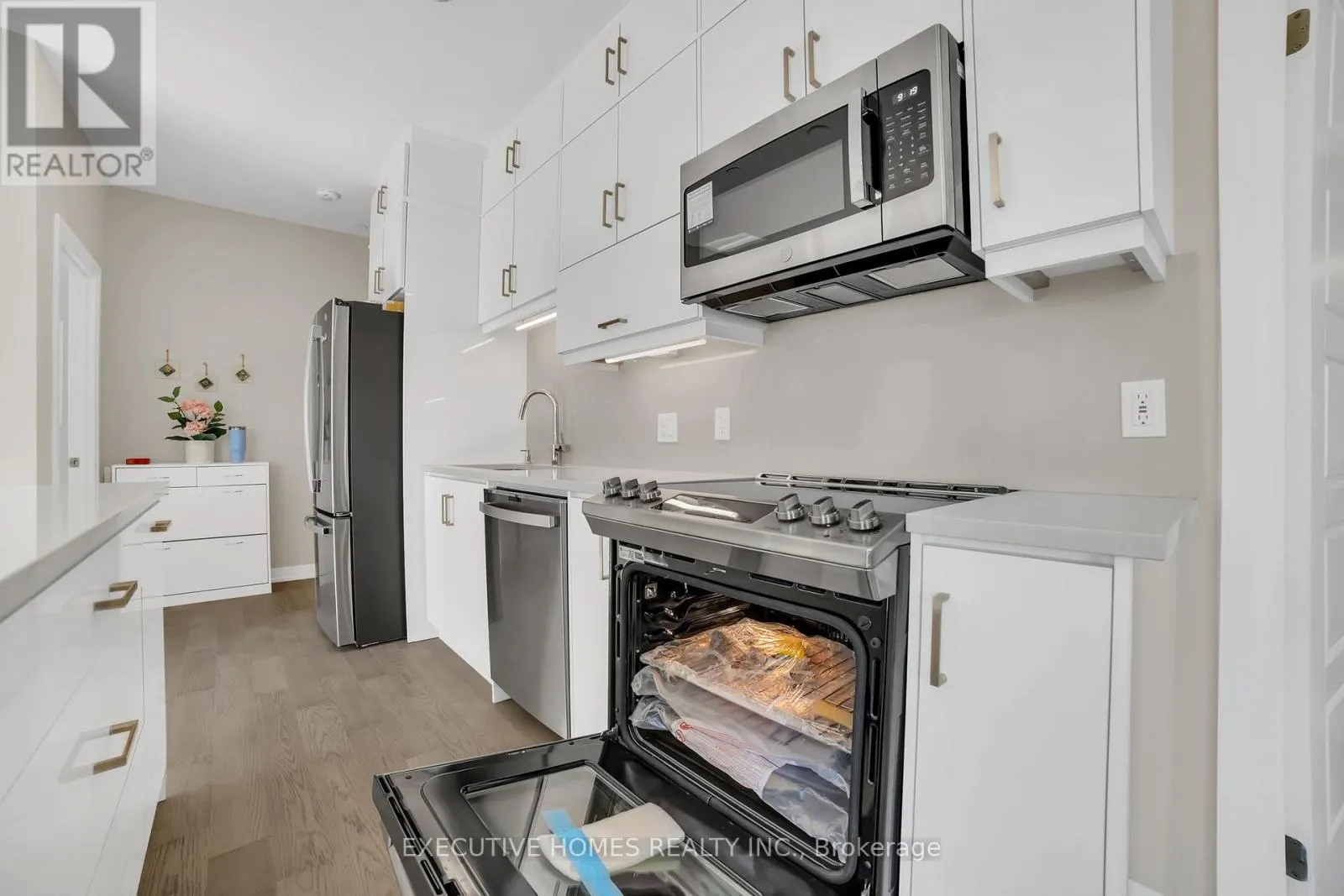 208 - 3265 CARDING MILL TRAIL