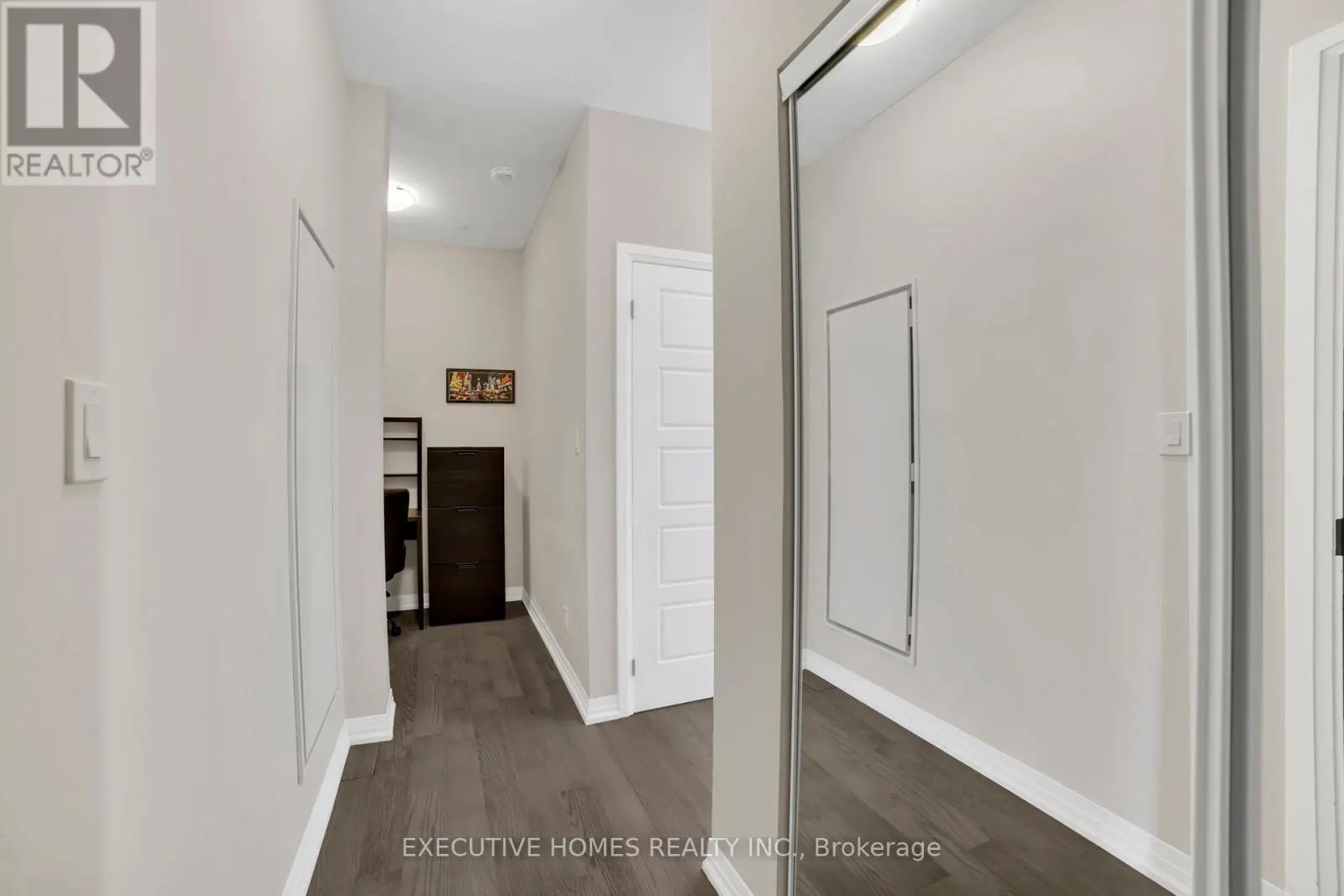 208 - 3265 CARDING MILL TRAIL