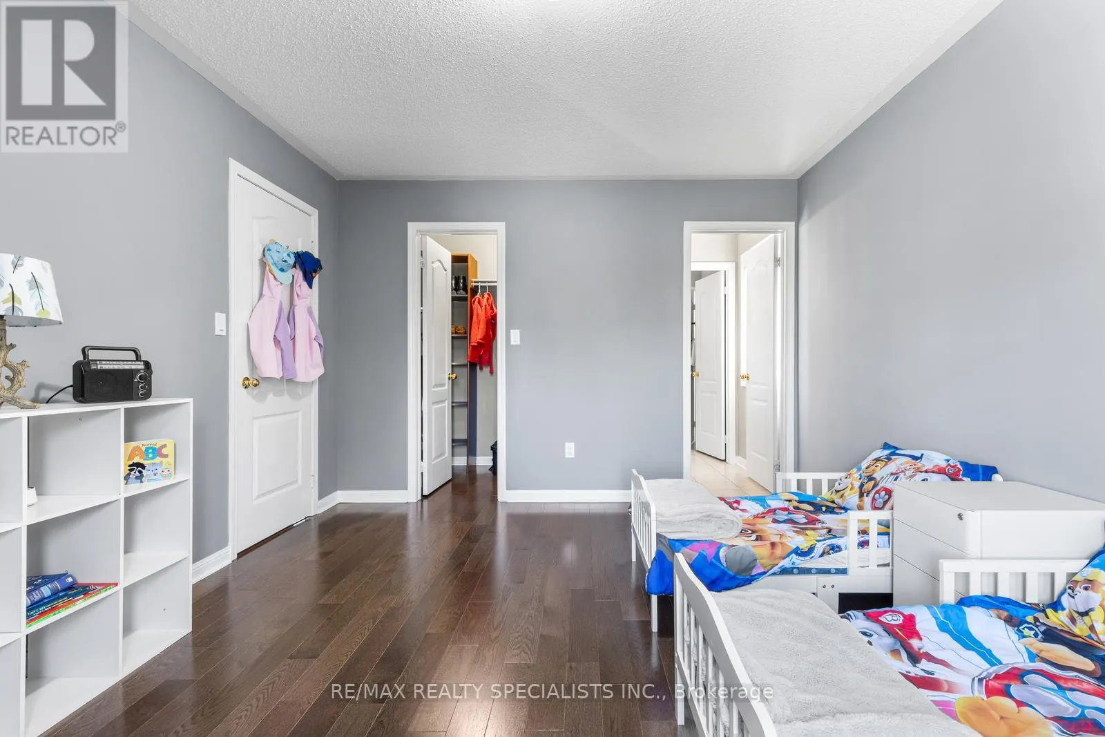 700 AUGER TERRACE
