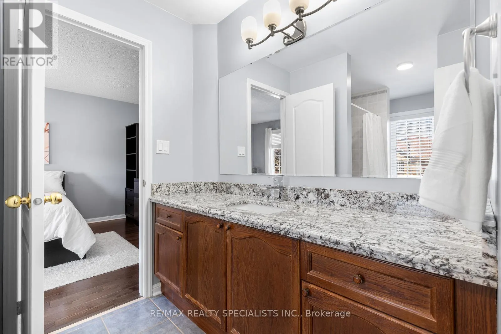 700 AUGER TERRACE