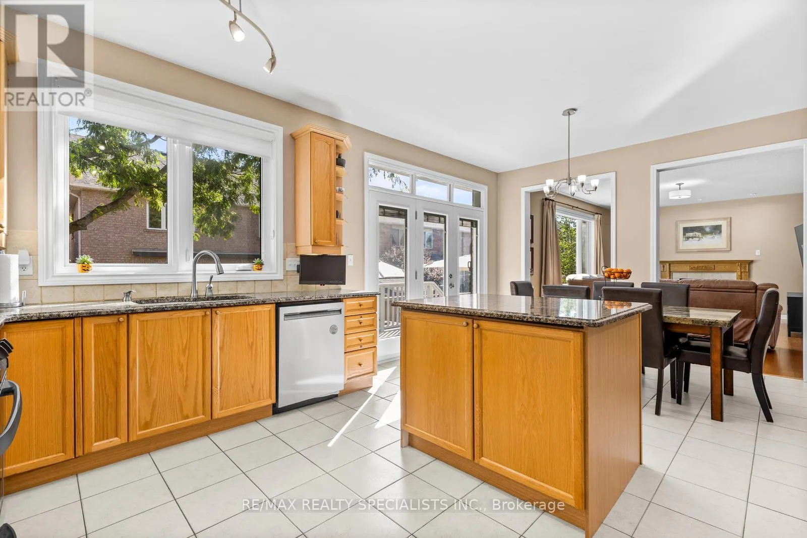 700 AUGER TERRACE
