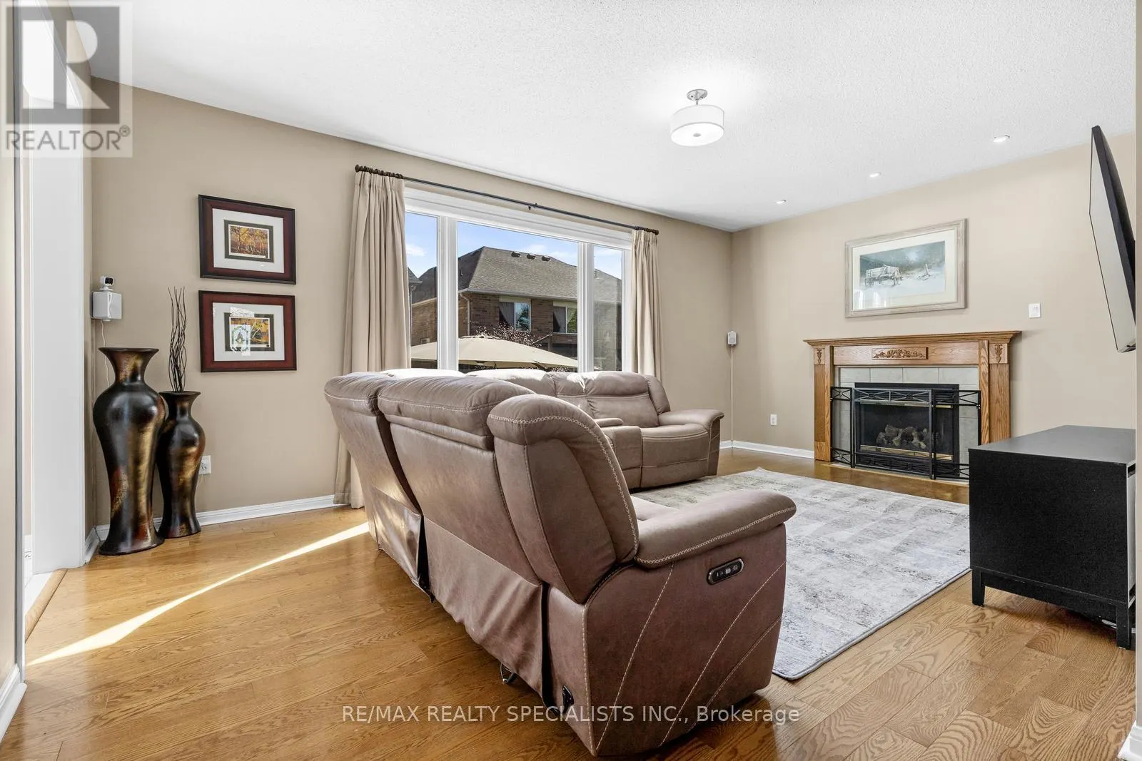 700 AUGER TERRACE