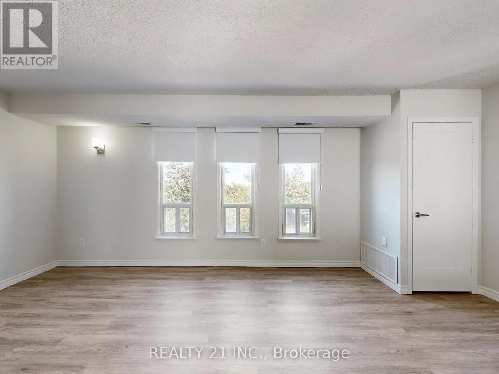 2 - 40 REXDALE BOULEVARD