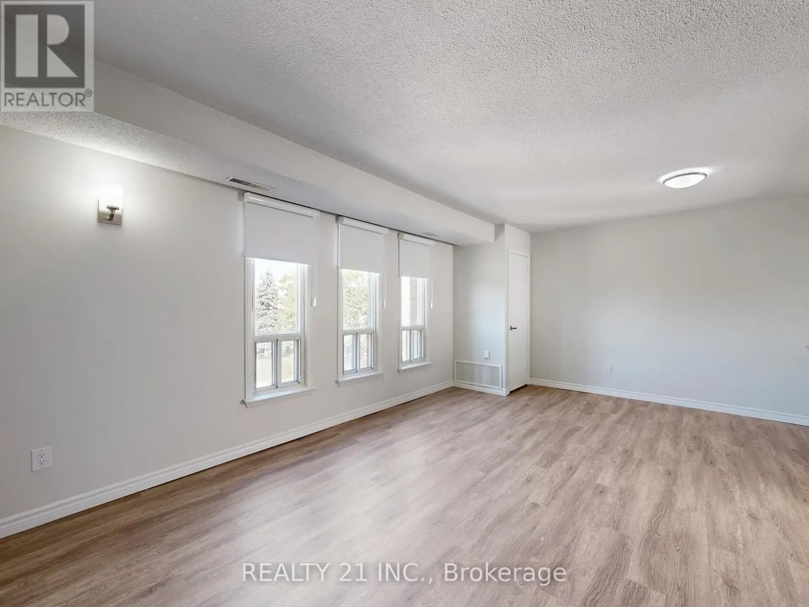 2 - 40 REXDALE BOULEVARD