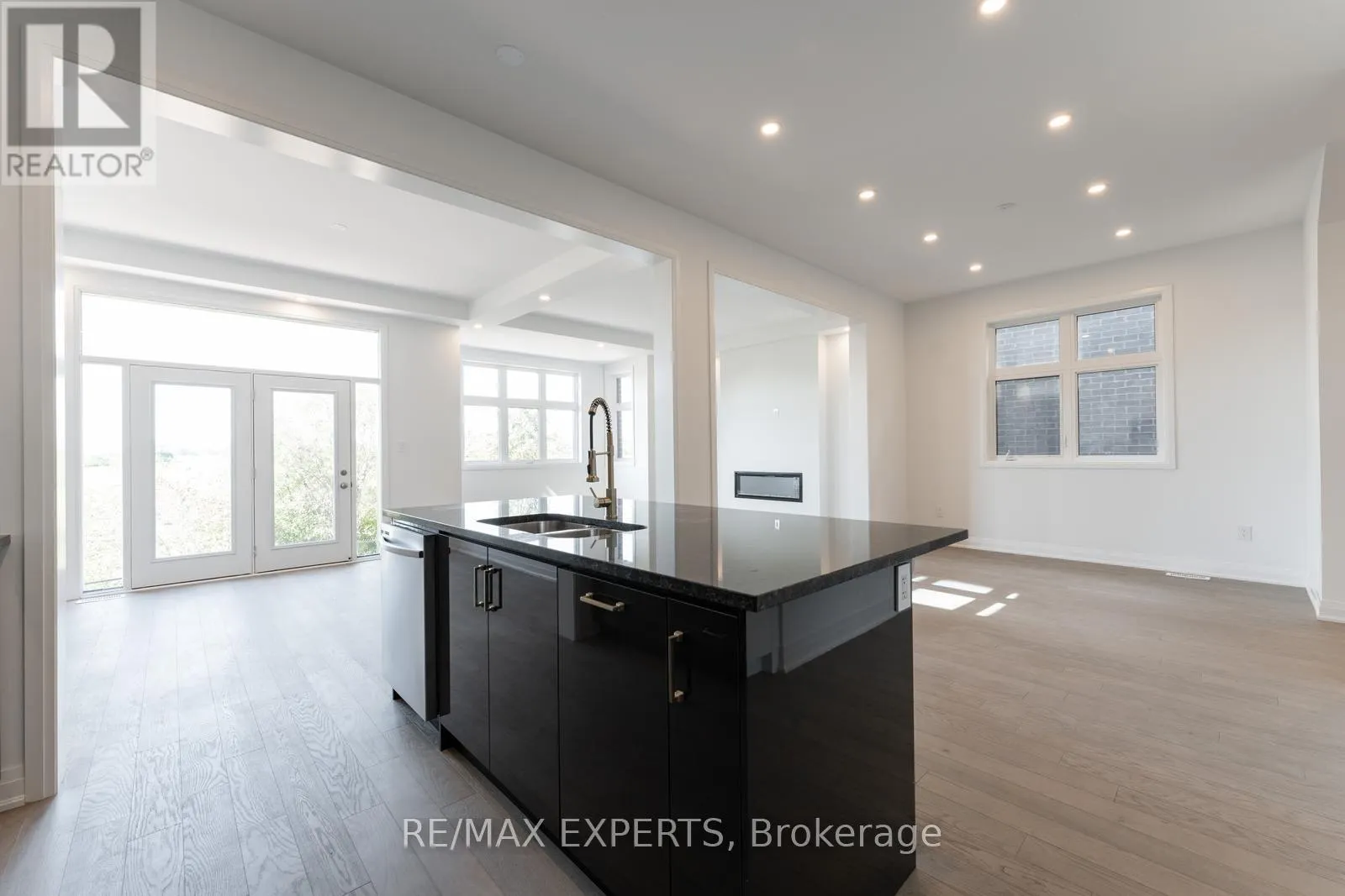3299 HARASYM TRAIL