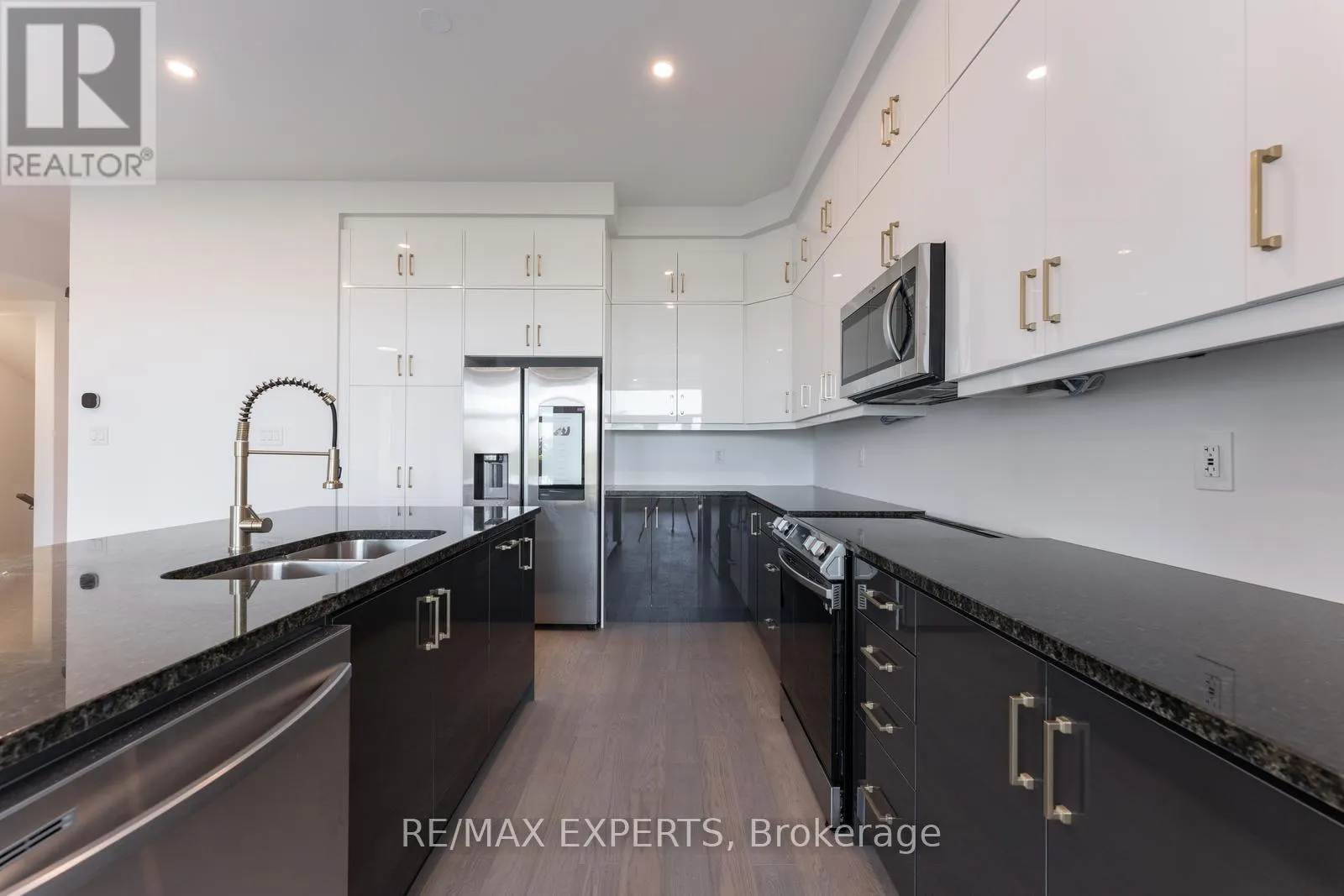 3299 HARASYM TRAIL