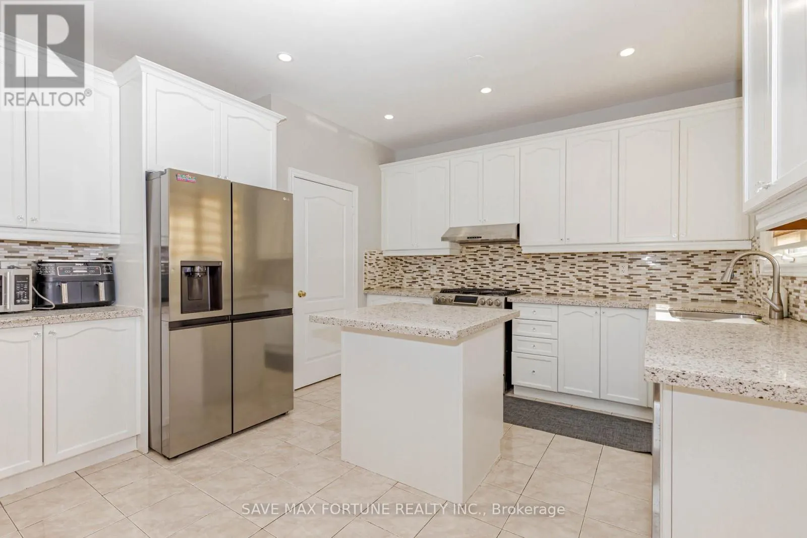 106 WATSONBROOK DRIVE