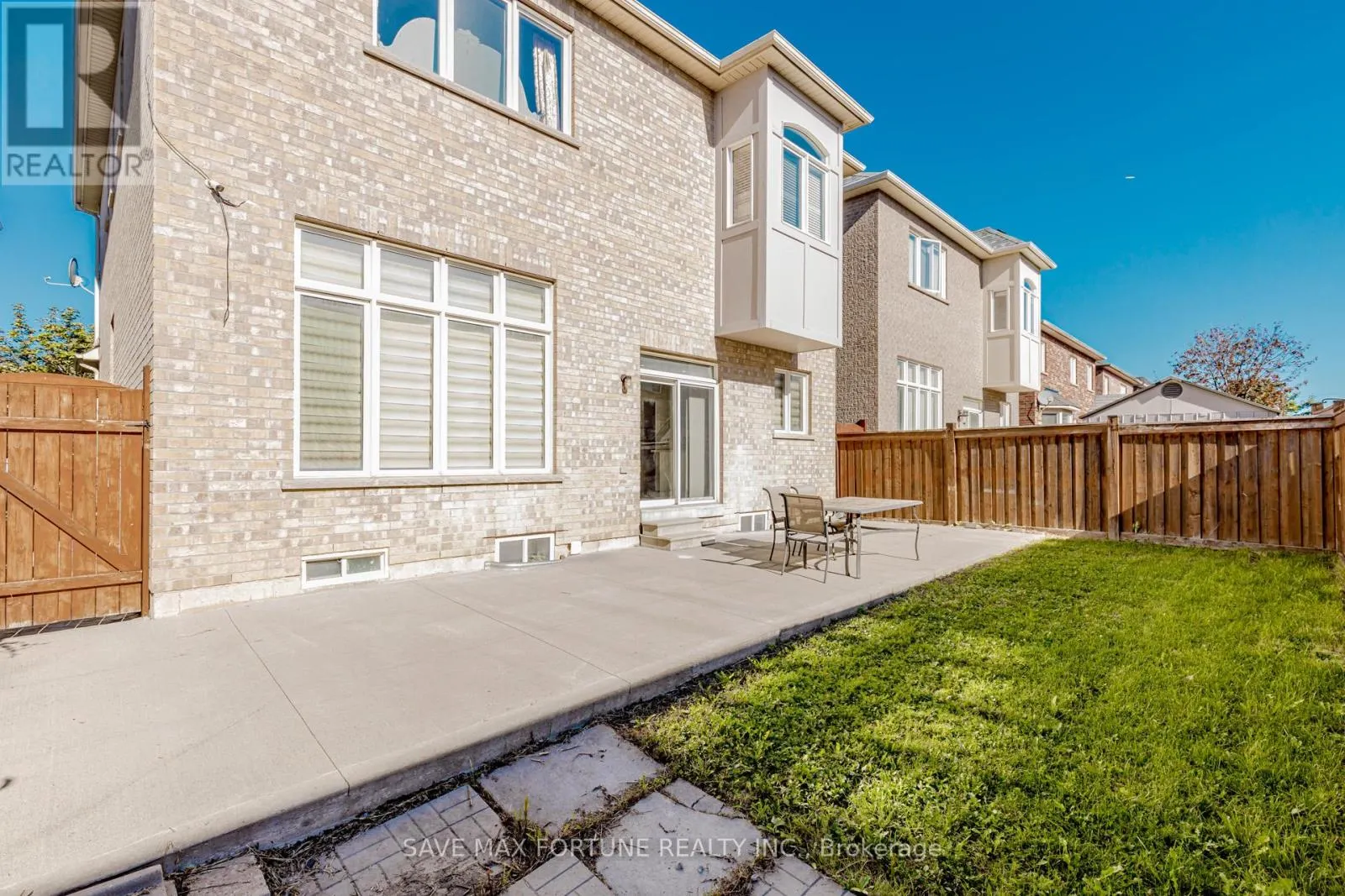 106 WATSONBROOK DRIVE