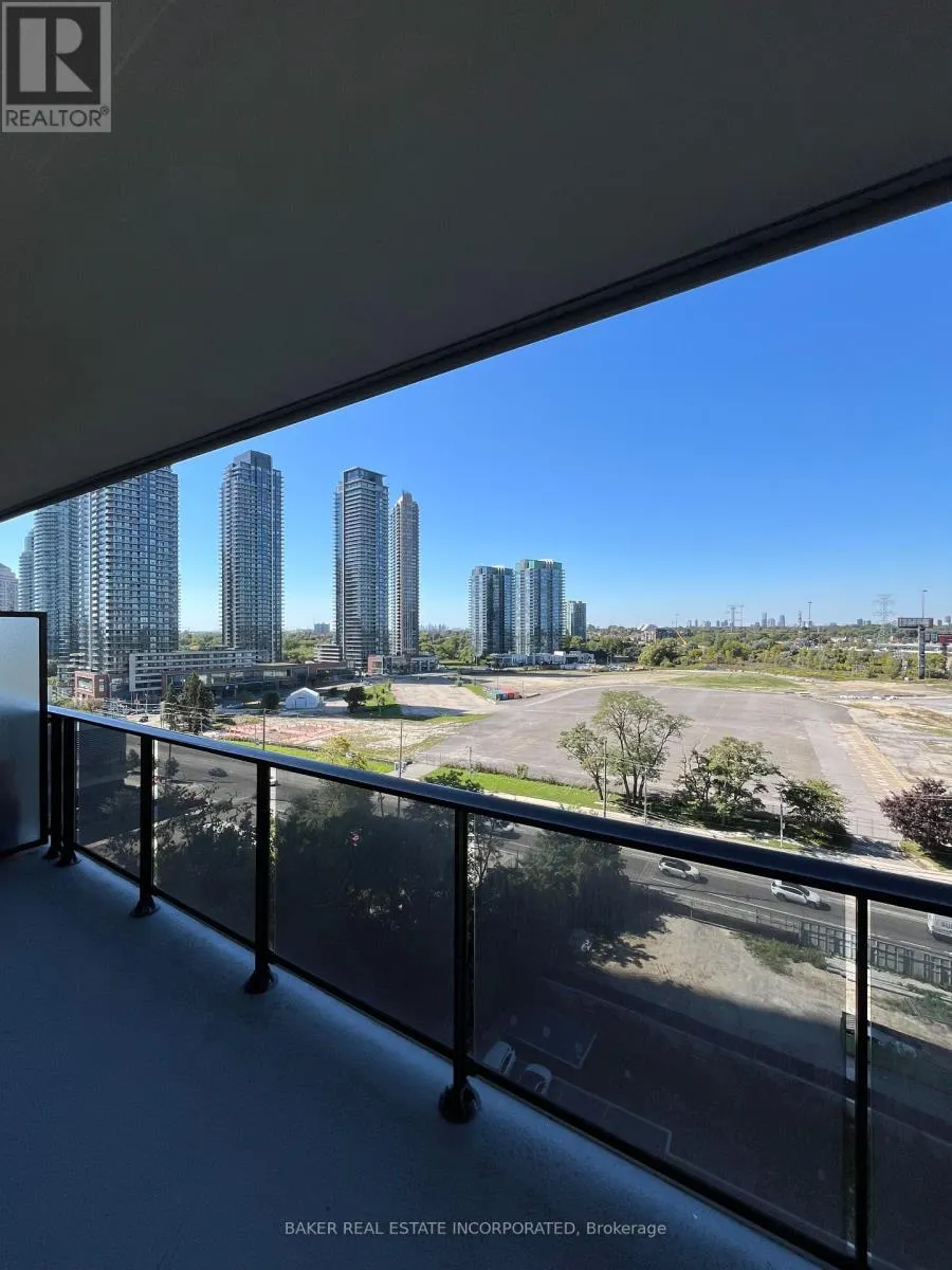 910 - 70 ANNIE CRAIG DRIVE