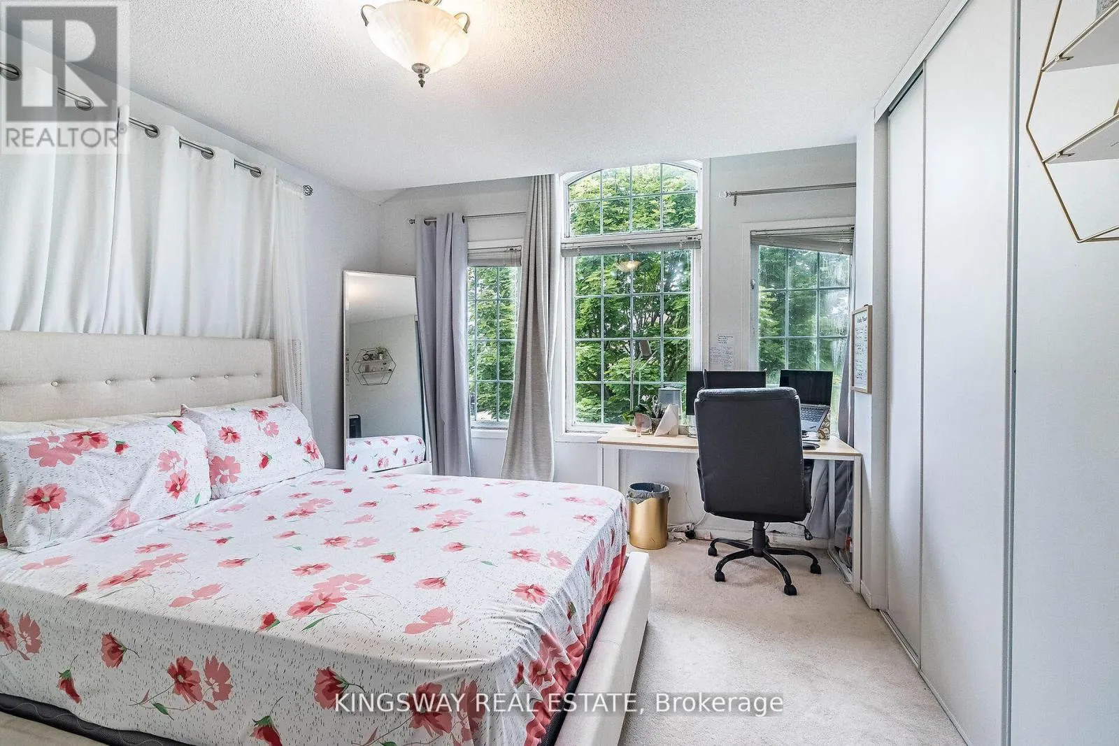 58 LEAGATE STREET