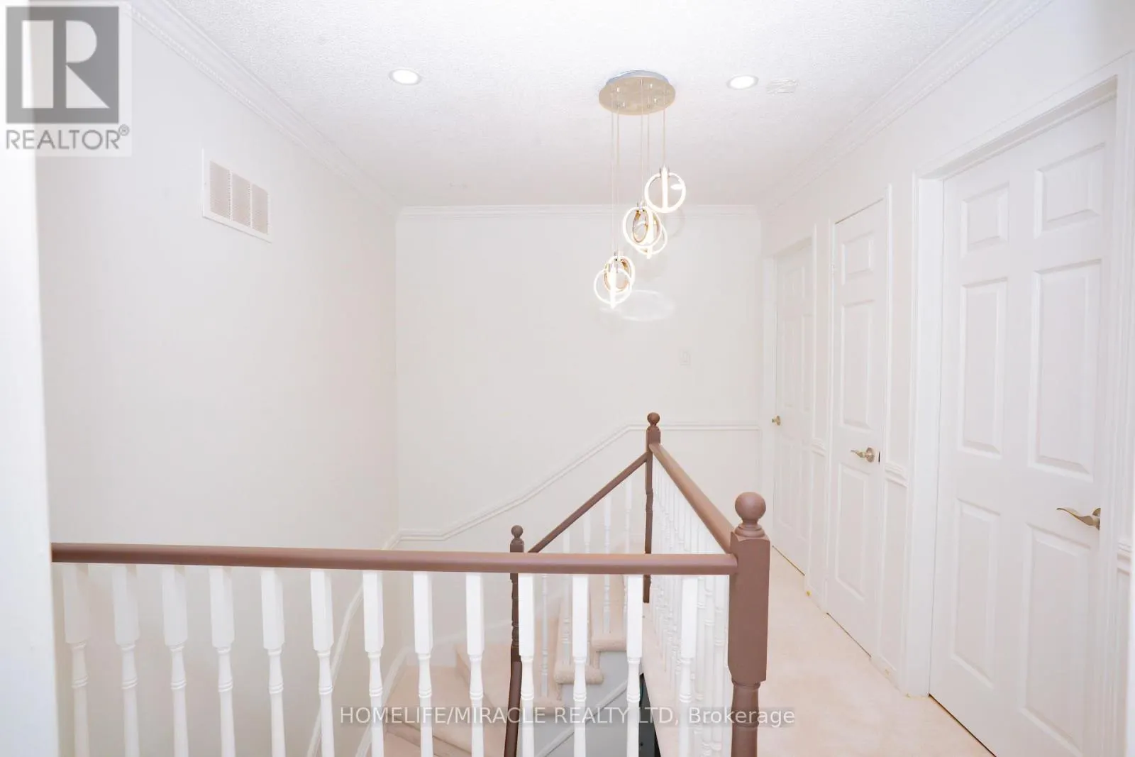 27 KILLALOE CRESCENT