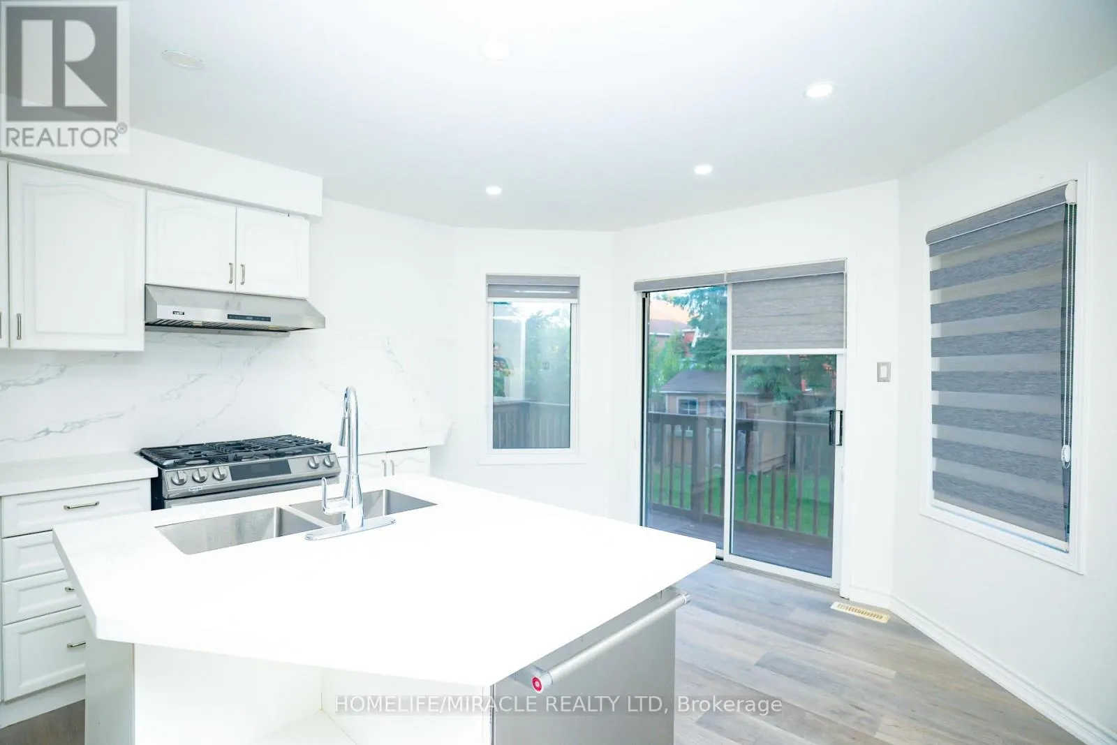 27 KILLALOE CRESCENT