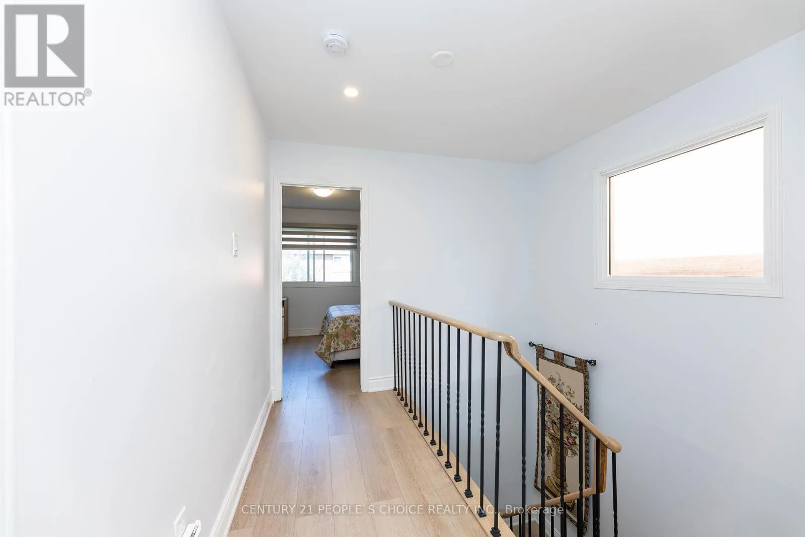 30 - 365 TAILFEATHER CRESCENT