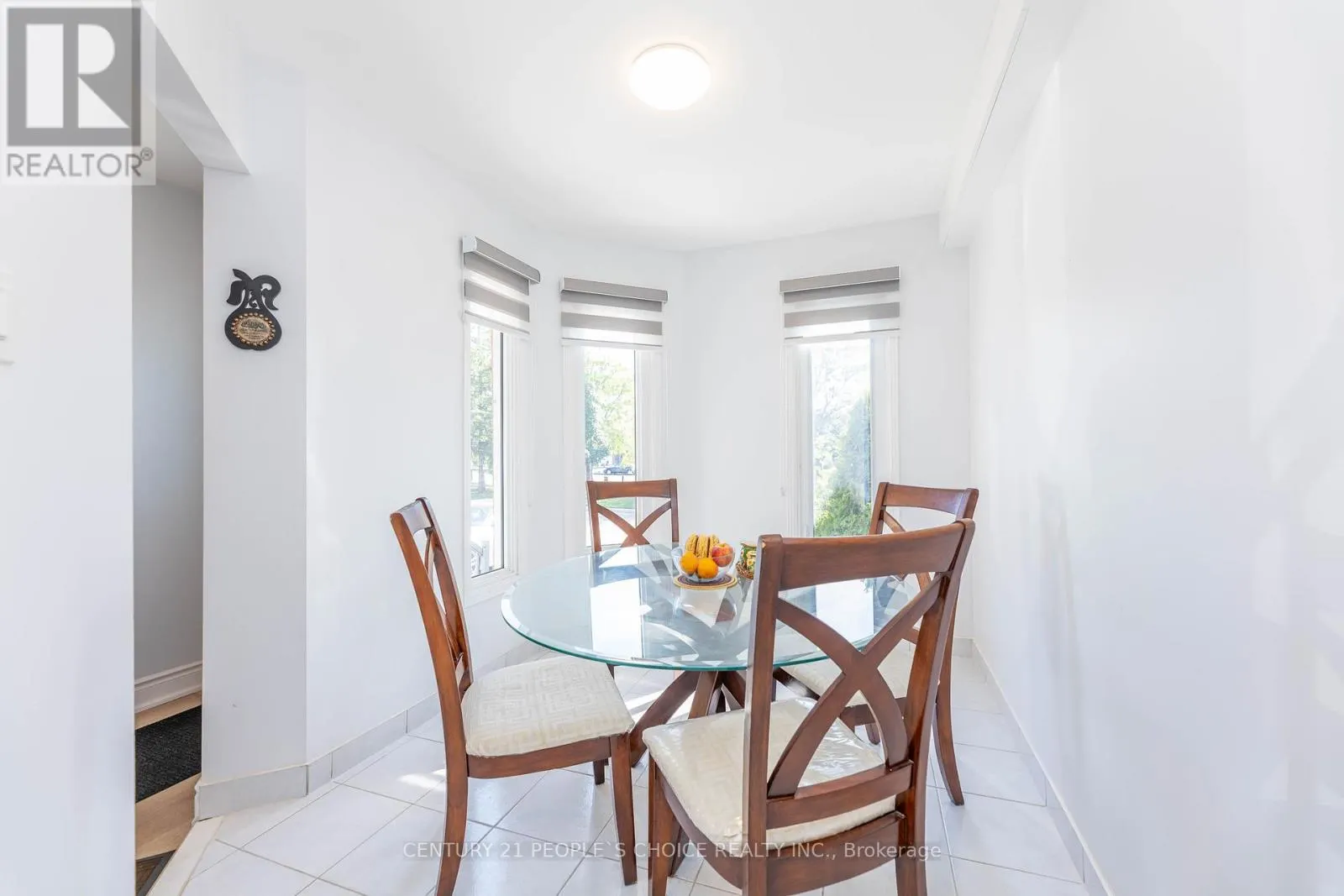 30 - 365 TAILFEATHER CRESCENT