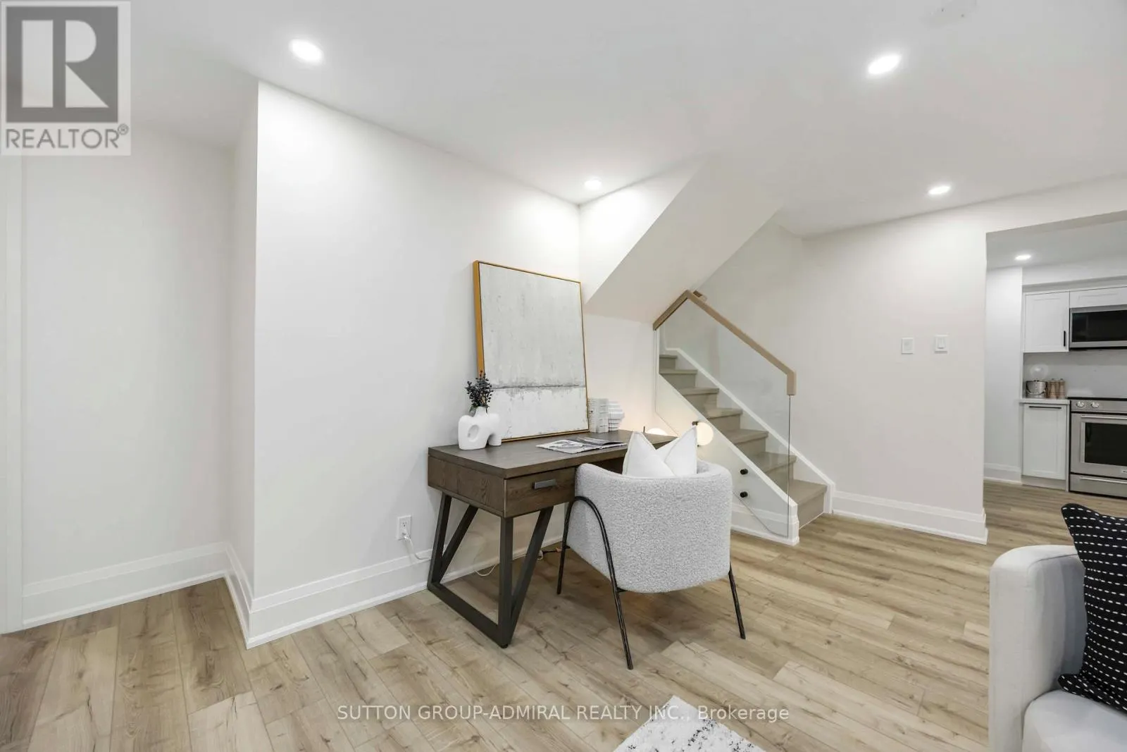 G7 - 296 MILL ROAD