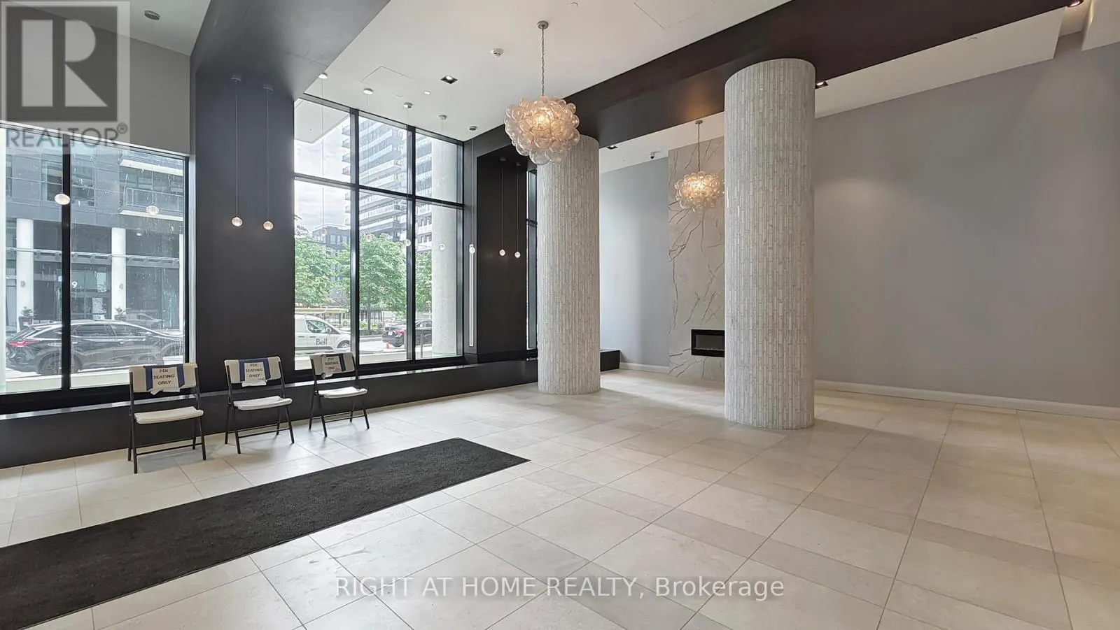 408 - 38 ANNIE CRAIG DRIVE