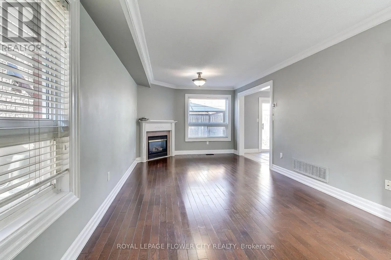 UPPER - 38 MILKWEED CRESCENT