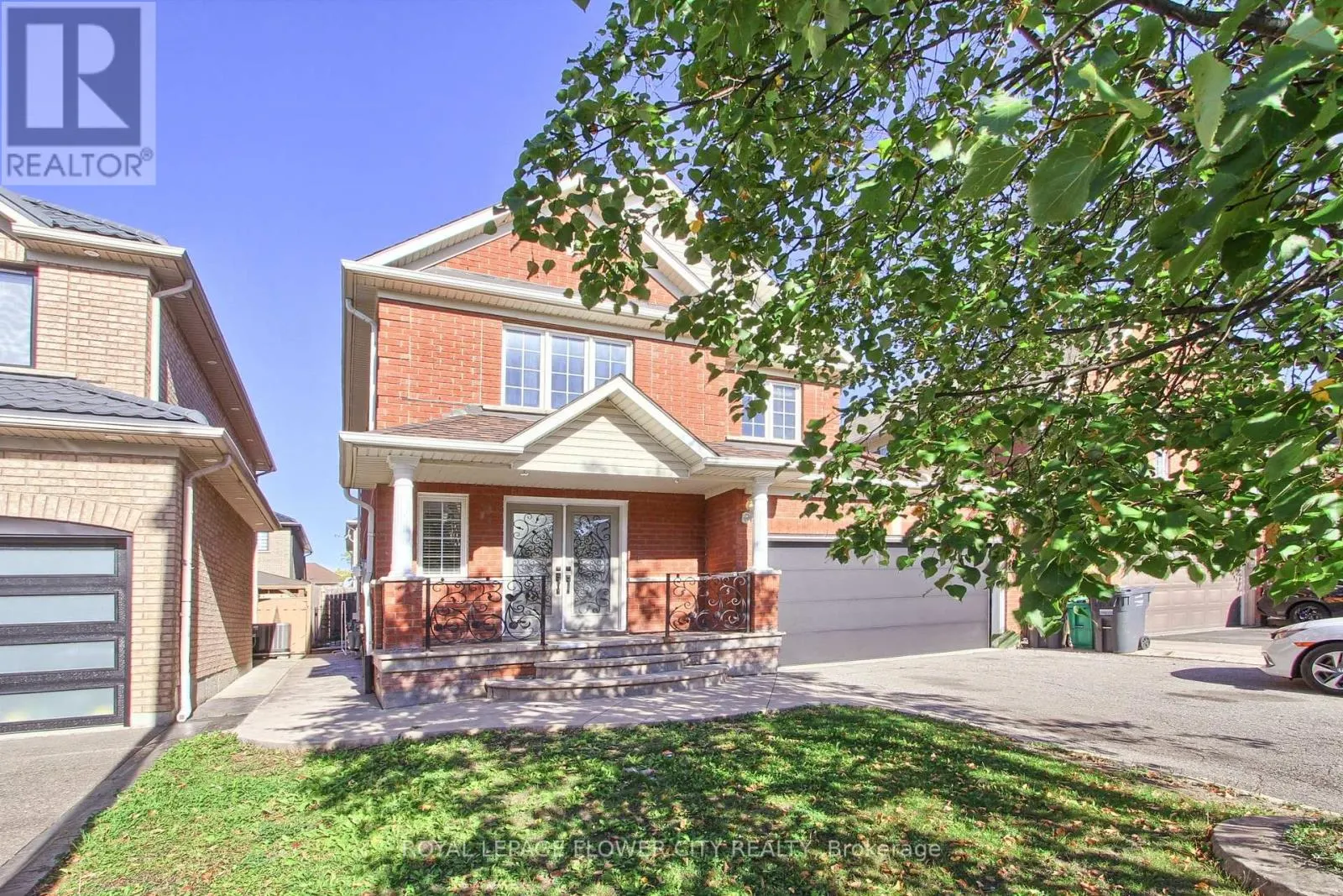 UPPER - 38 MILKWEED CRESCENT