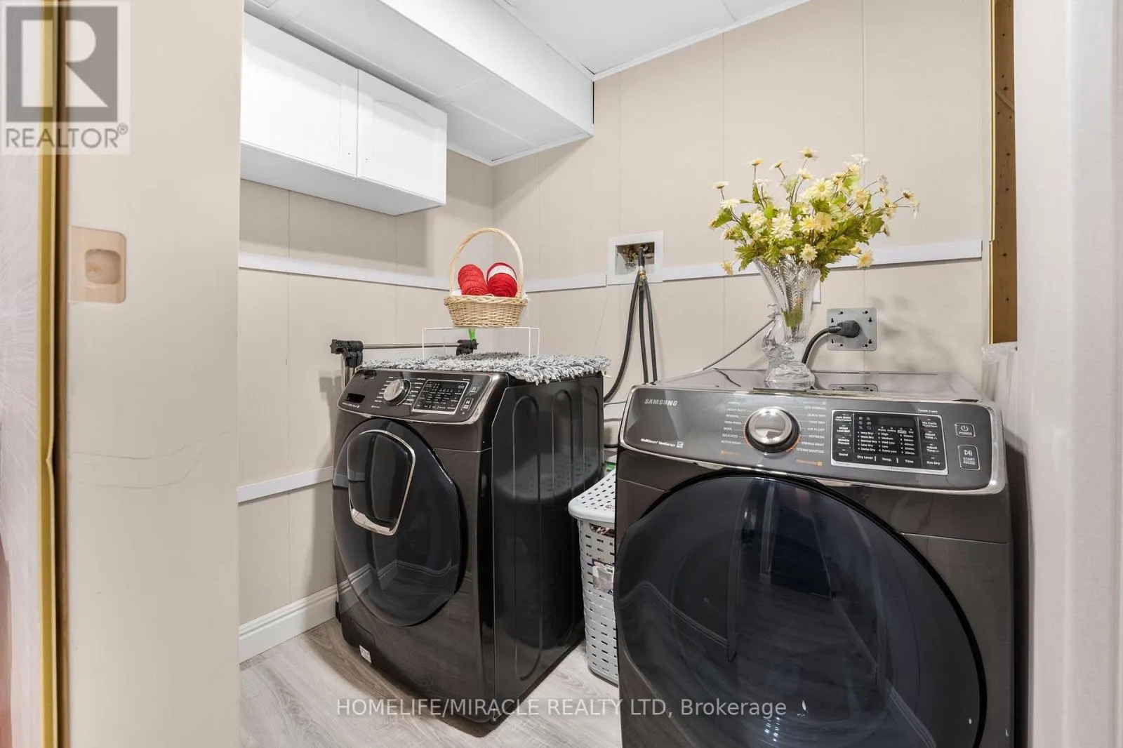 35 - 2 GOLDBERRY COURT
