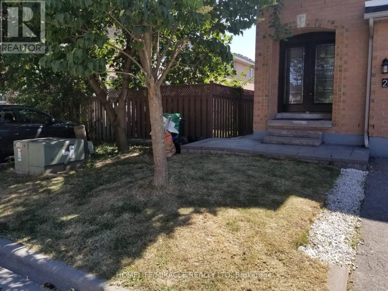 35 - 2 GOLDBERRY COURT