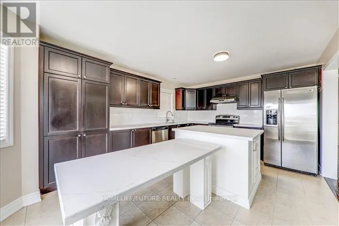 28 BIRCH LAKE COURT
