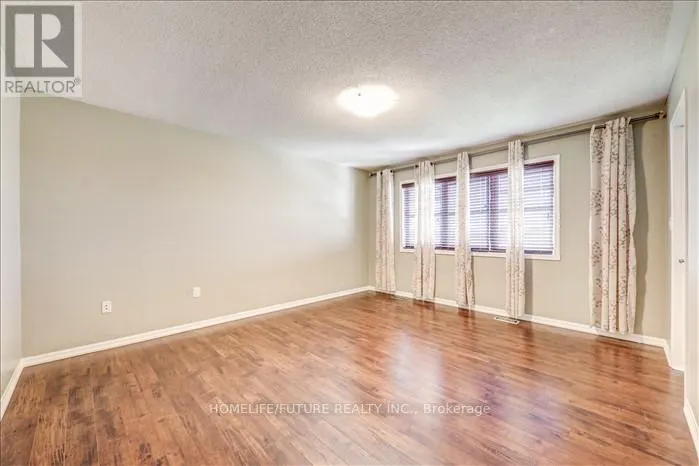 28 BIRCH LAKE COURT