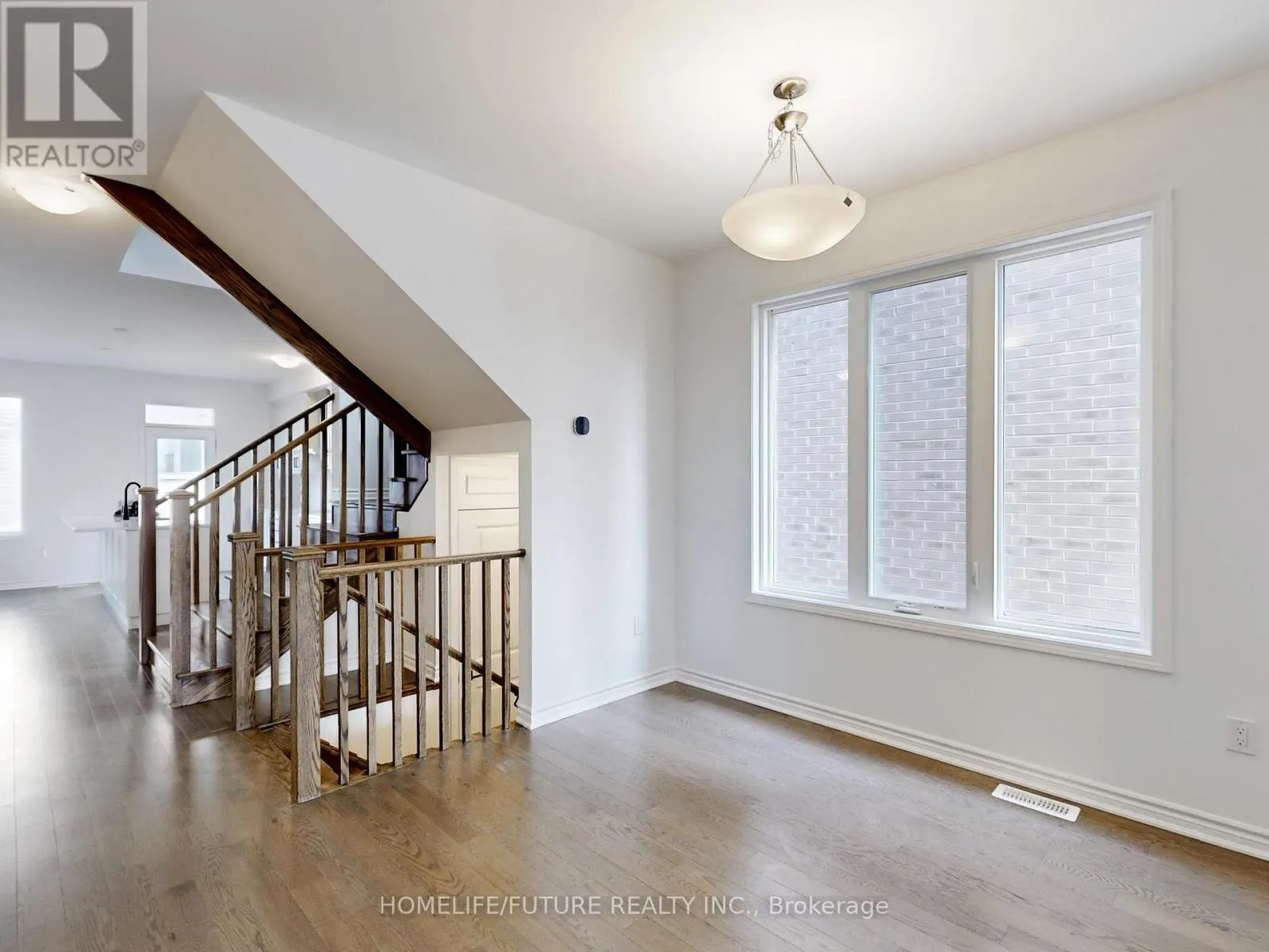 338 MARIGOLD COURT