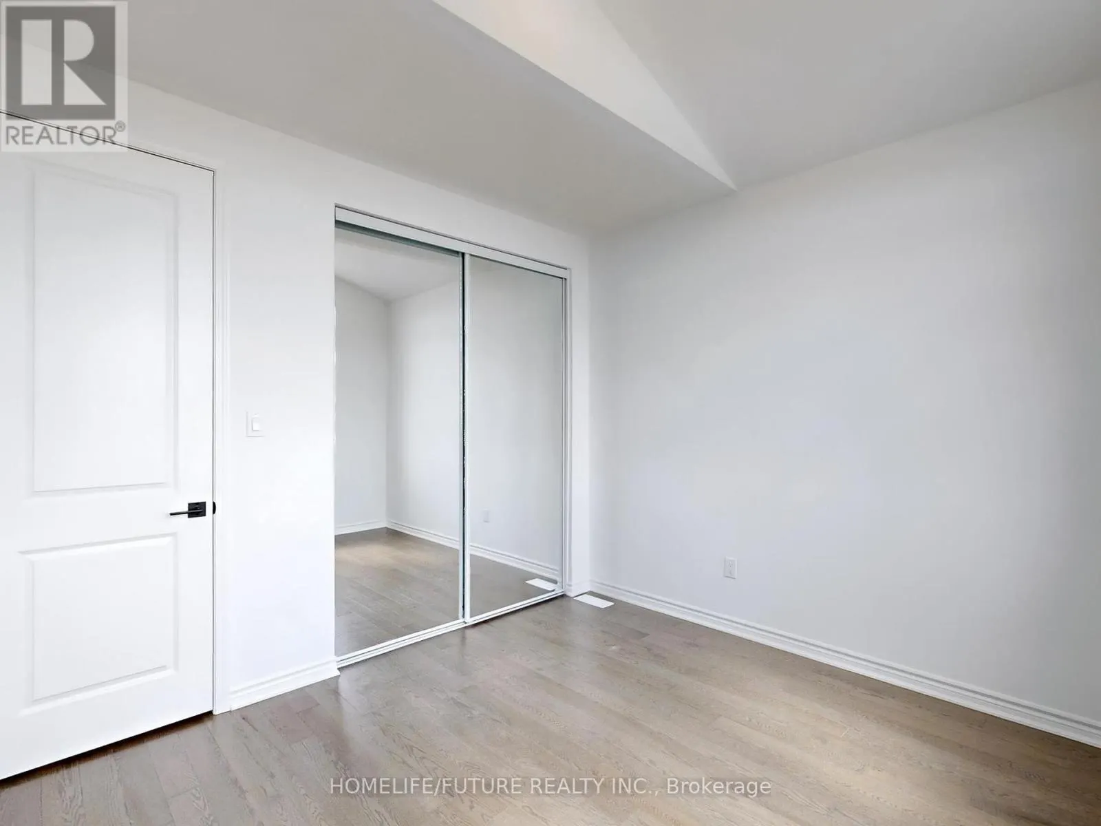338 MARIGOLD COURT