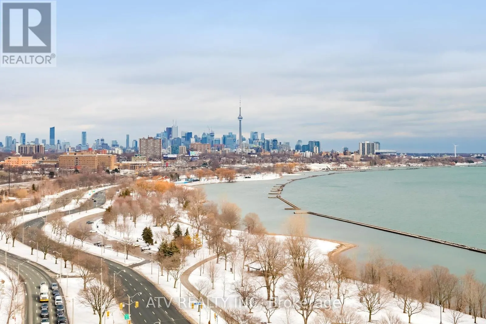 1810 - 1926 LAKE SHORE BOULEVARD W