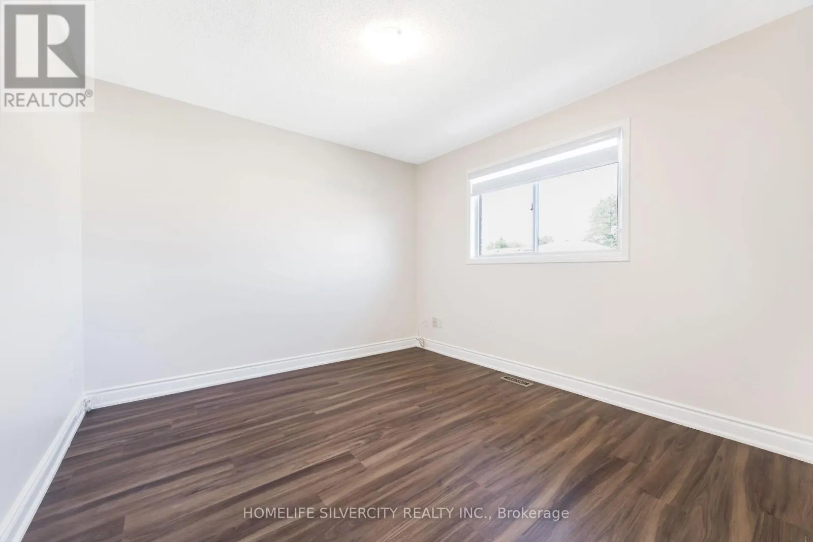 64 CLYDESDALE CIRCLE