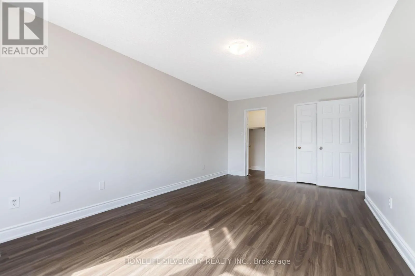 64 CLYDESDALE CIRCLE
