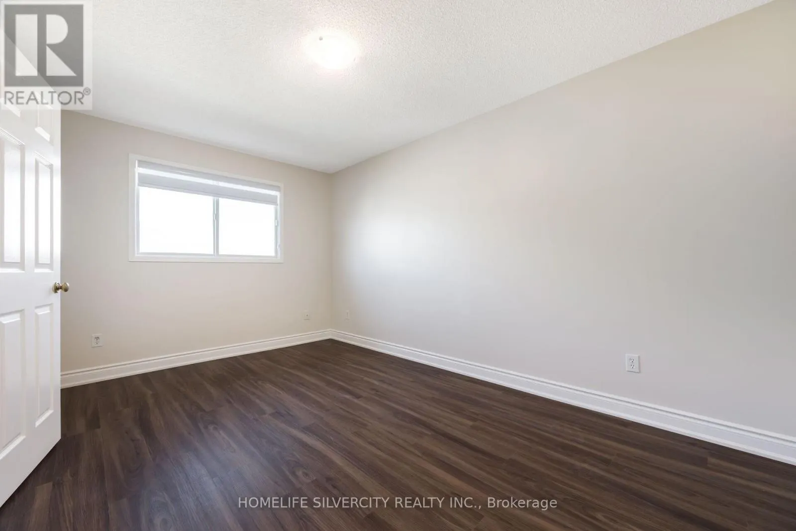 64 CLYDESDALE CIRCLE