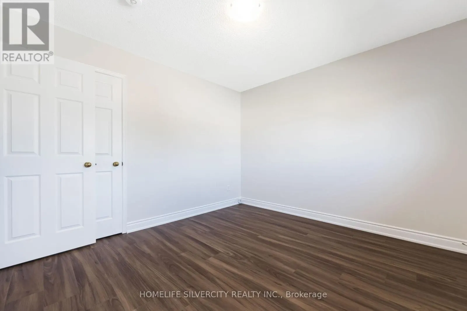 64 CLYDESDALE CIRCLE