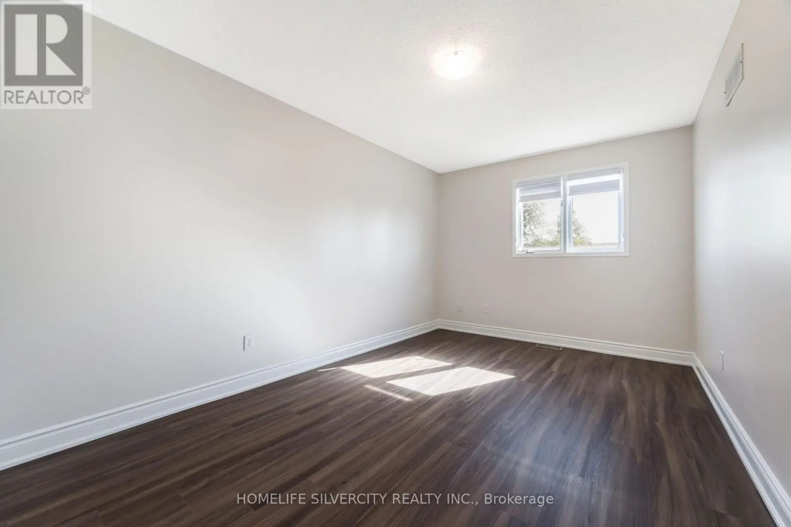 64 CLYDESDALE CIRCLE