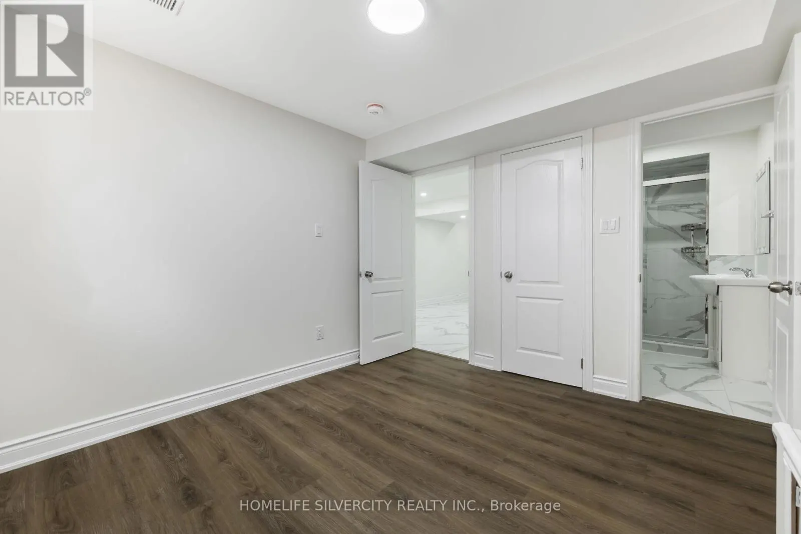 64 CLYDESDALE CIRCLE