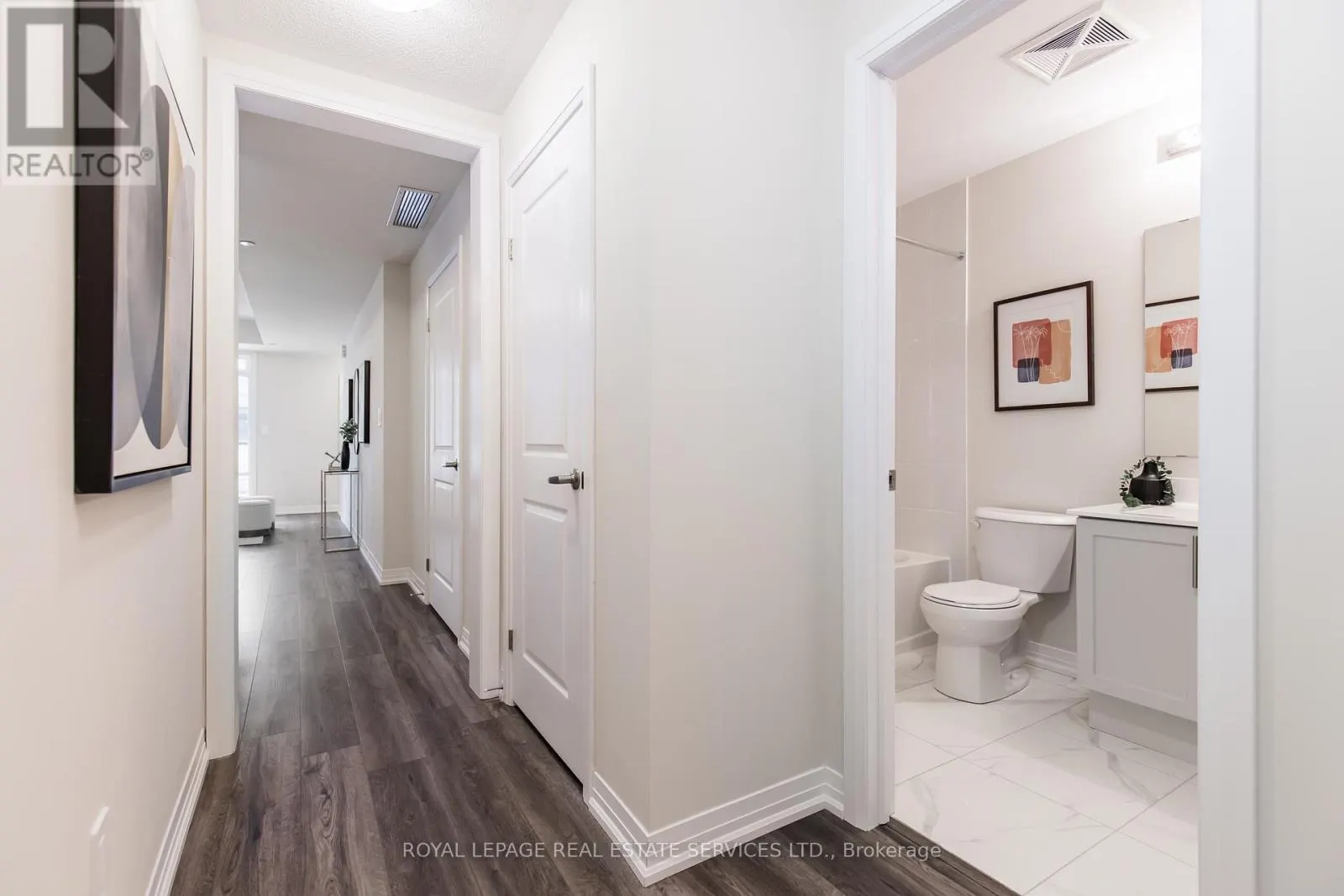 112 - 1597 ROSE WAY