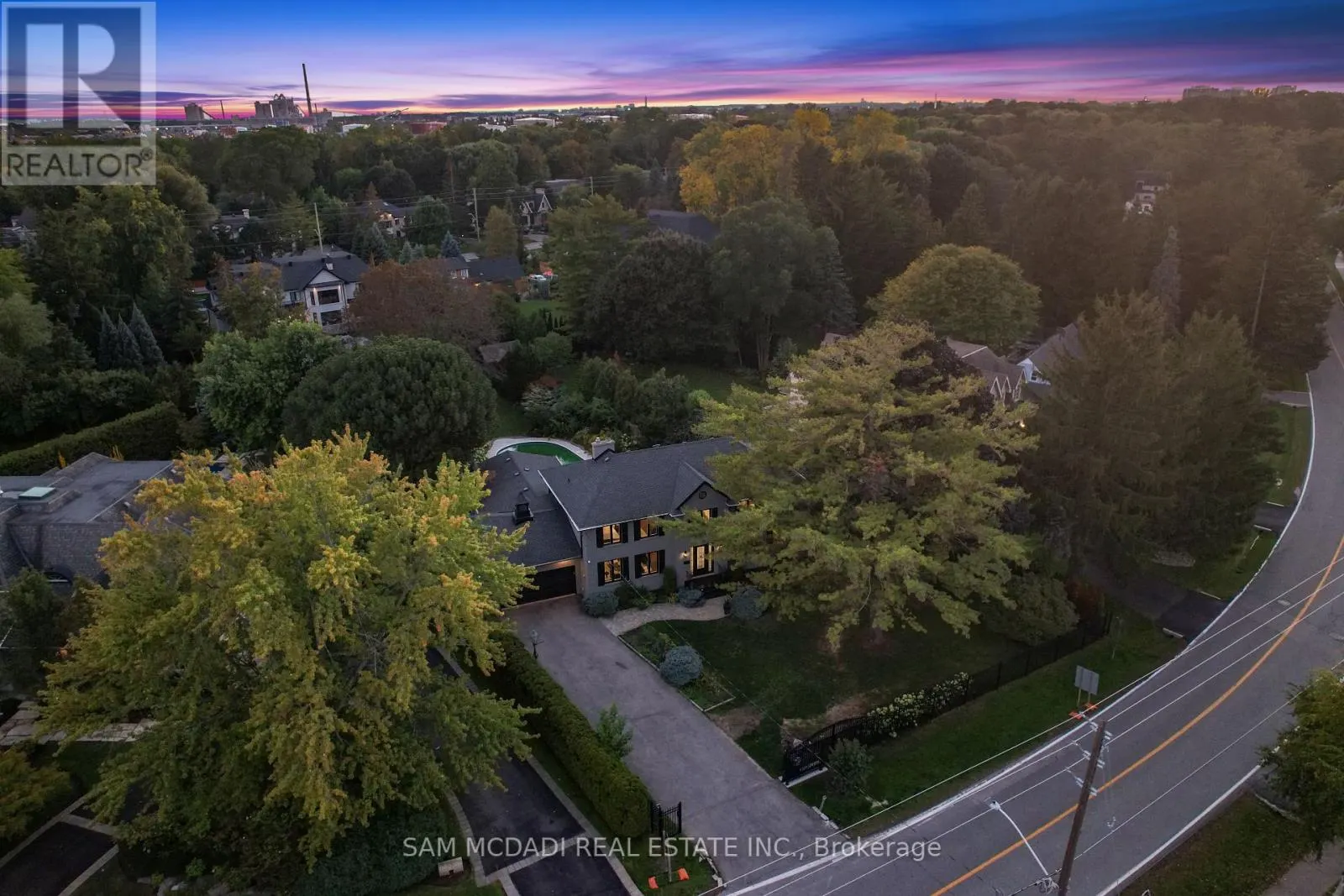 474 BOB-O-LINK ROAD