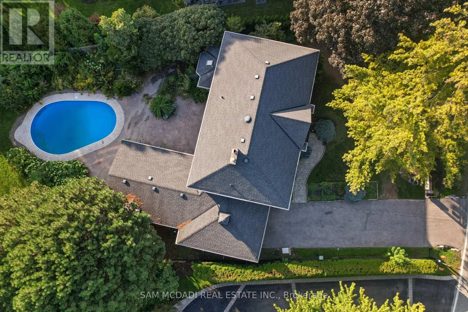 474 BOB-O-LINK ROAD