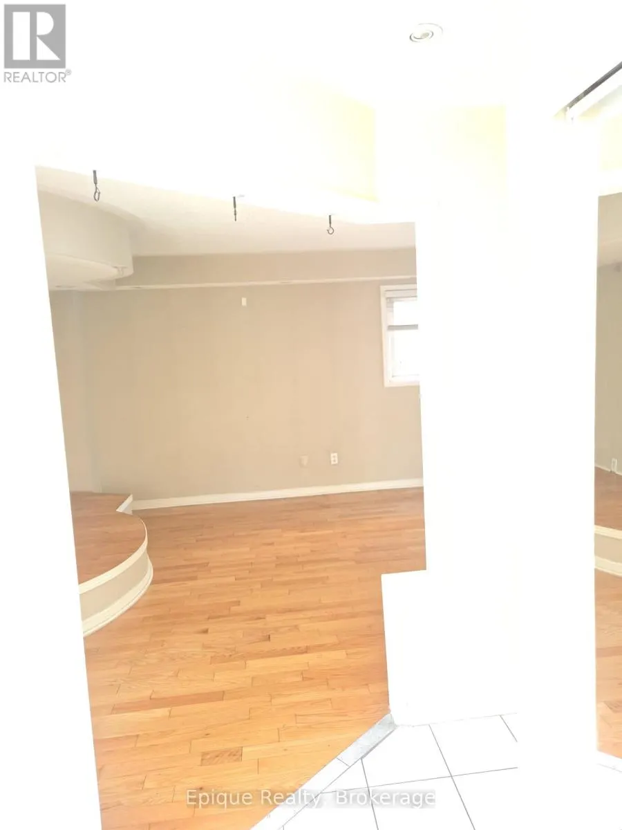 3850 CEDAR HEDGE RISE