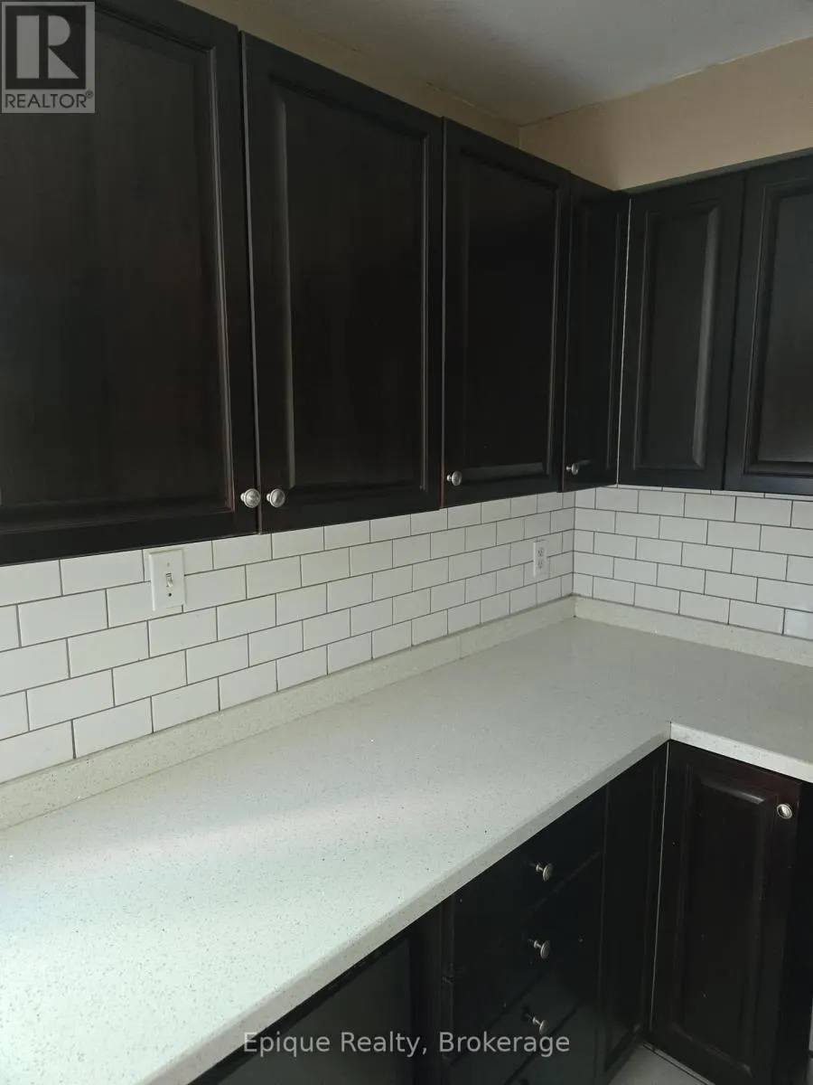 3850 CEDAR HEDGE RISE