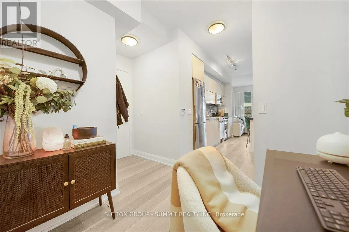 907 - 56 ANNIE CRAIG DRIVE