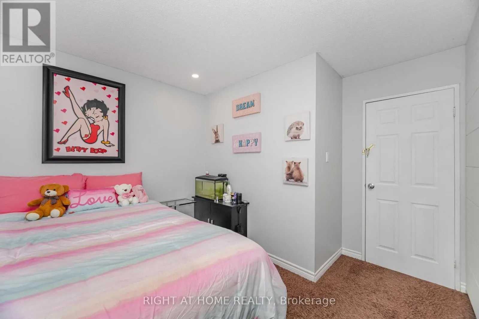 7 - 453 WOODVIEW ROAD
