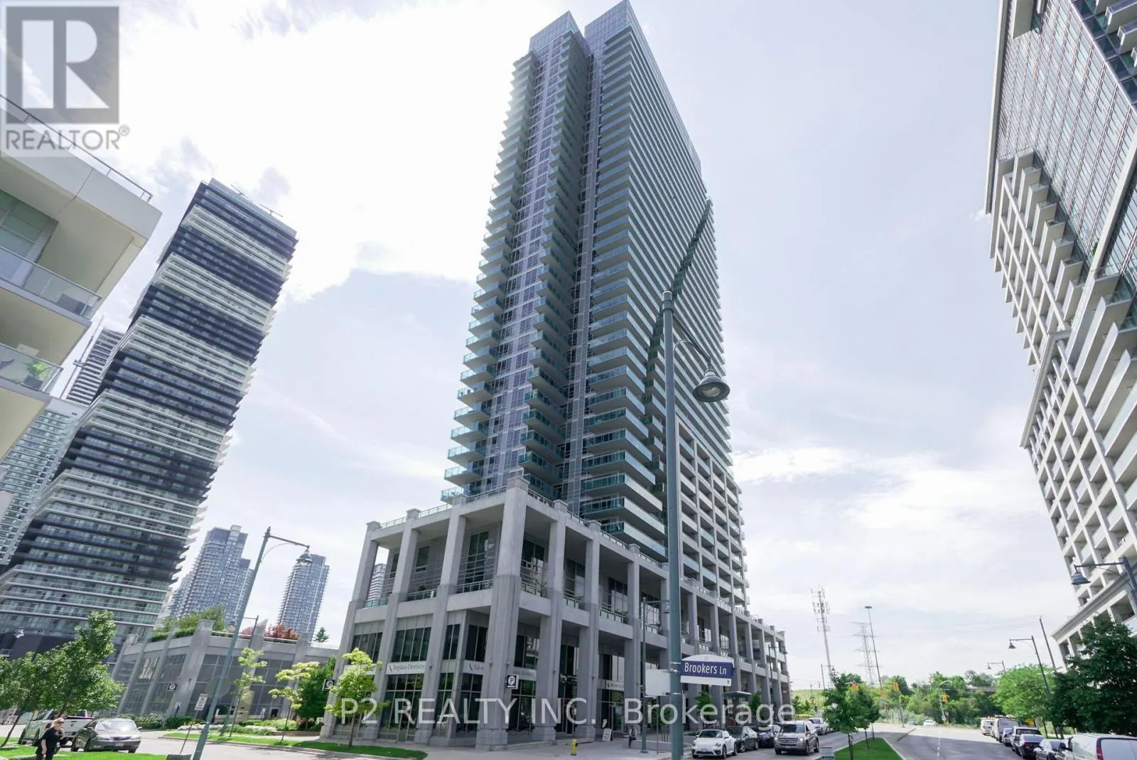 1002 - 16 BROOKERS LANE
