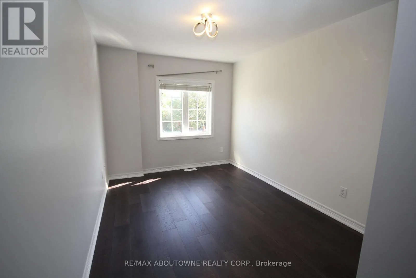 3490 WHILABOUT TERRACE