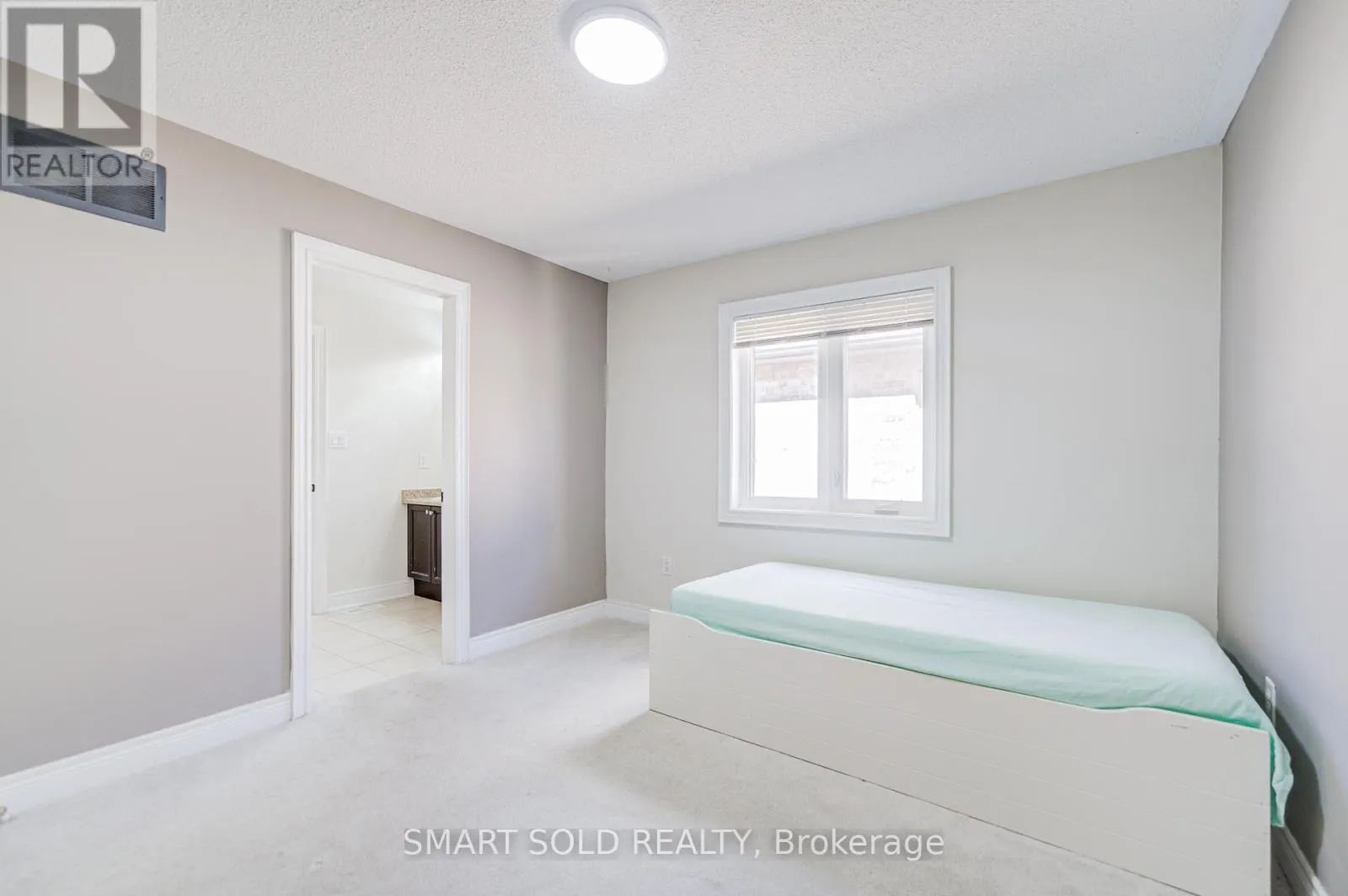 2252 PINE GLEN ROAD