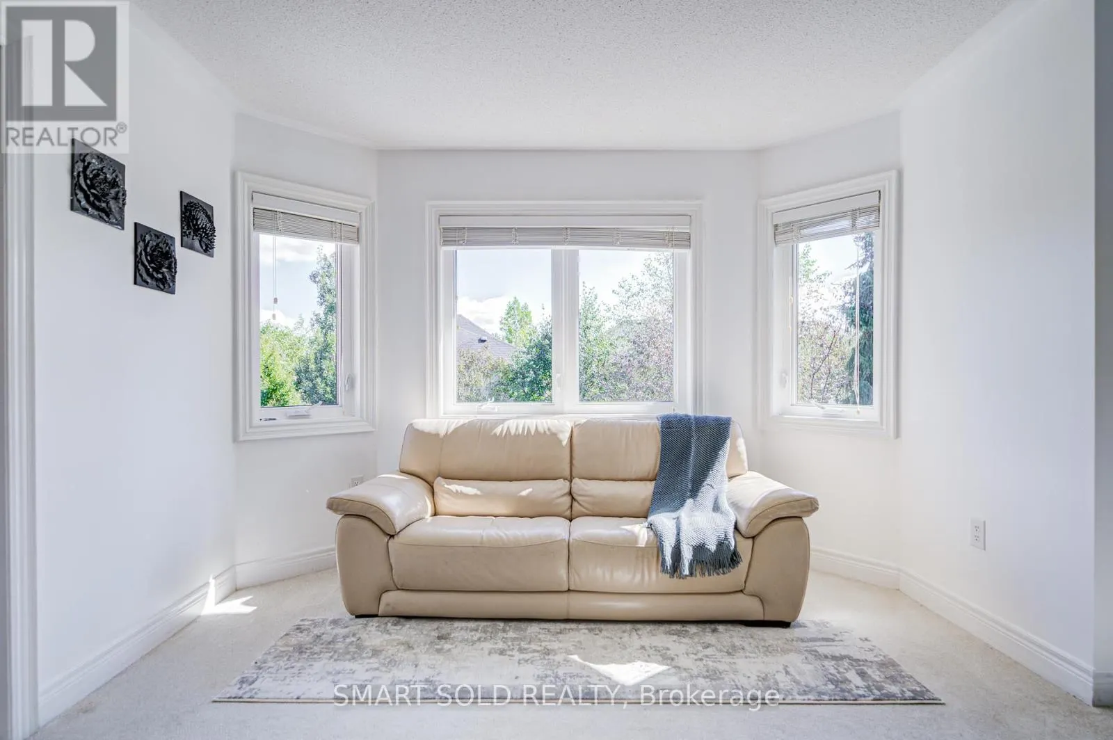 2252 PINE GLEN ROAD